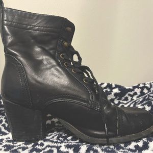 Lace-Up Ankle Booties Black sz 7